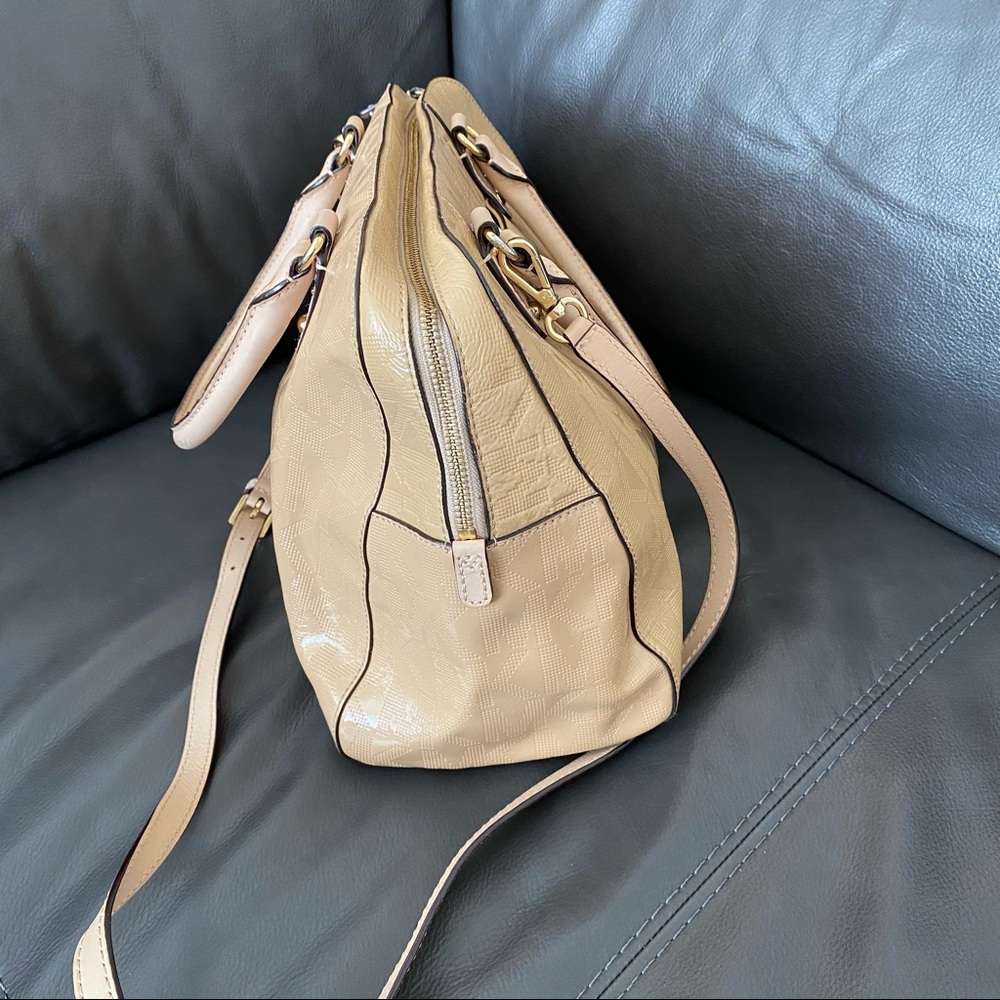 Michael Kors Glossy Bag Style E - 1404